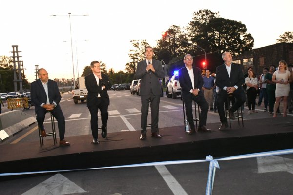 Valdés inauguró la Autovía 5 y anunció la continuidad de infraestructura vial hasta San Luis del Palmar