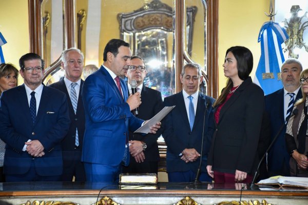Valdés tomó juramento y puso en funciones a Natalia Romero al frente del Ministerio de Ciencia y Tecnología