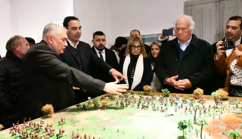 El gobernador Valdés inauguró un museo que revaloriza la Batalla de Caá Guazú