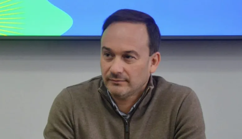 Mariano Hormaechea firmó resolución de pase a planta de personal municipal