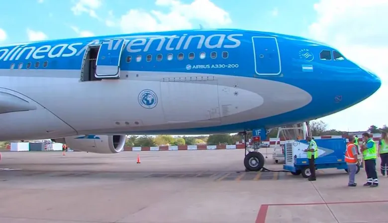 Pilotos de Aerolíneas Argentinas anunciaron un paro para el 10 de junio que afectará Ezeiza y Aeroparque