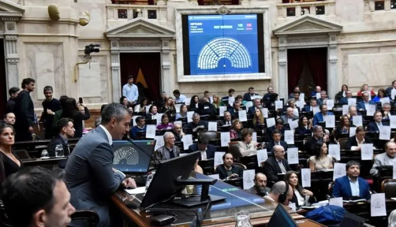 Diputados aprobó el proyecto de ley para aumentar las jubilaciones en un 7,2% y un bono de $110.000
