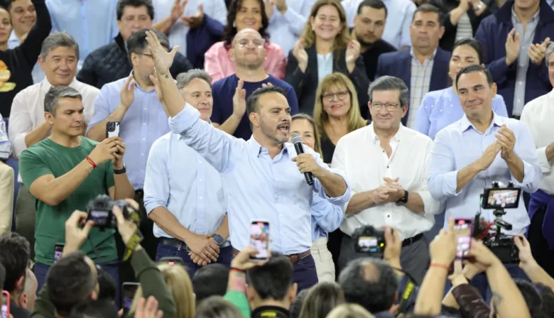 Vamos Corrientes: una multitud aclamó las fórmulas Juan Pablo Valdés - Pedro Braillard Poccard y Claudio Polich - Ariel Báez