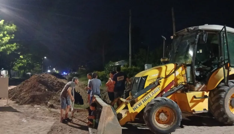 Tragedia en Esquina: un obrero perdió la vida al derrumbarse un pozo durante una obra