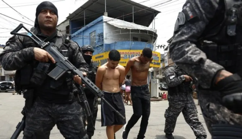 Argentina declara la alerta máxima en las fronteras con Brasil