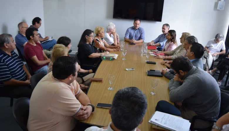 “Contentos con el Acuerdo". Intendente Hormaechea asegura la continuidad del Teatro Municipal