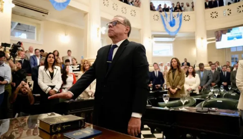 Eduardo Tassano asumIó la Presidencia de la Cámara de Diputados por unanimidad
