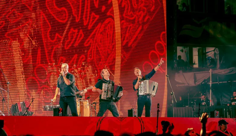 Los Alonsitos llevaron el chamamé al corazón de Jesús María en los 60 años del Festival