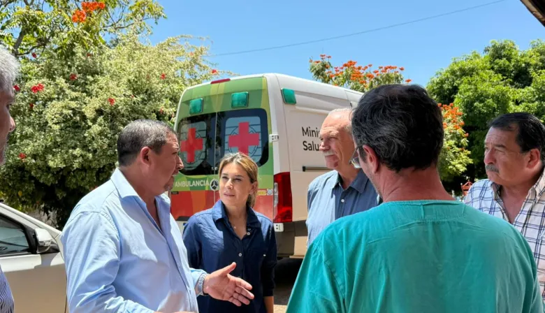 El ministro Lanari continuó su recorrida por hospitales cabeceras del interior
