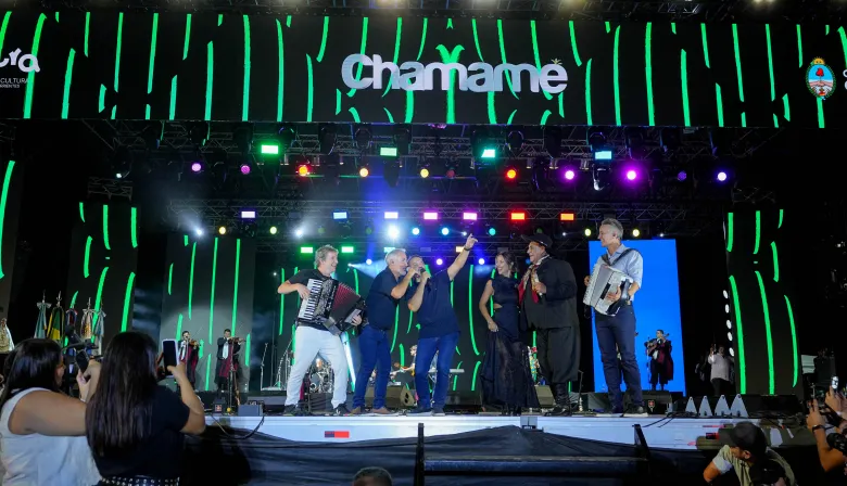 La Fiesta del Chamamé bajó el telón anunciando su lema para el año próximo: “Antorcha de una herencia”