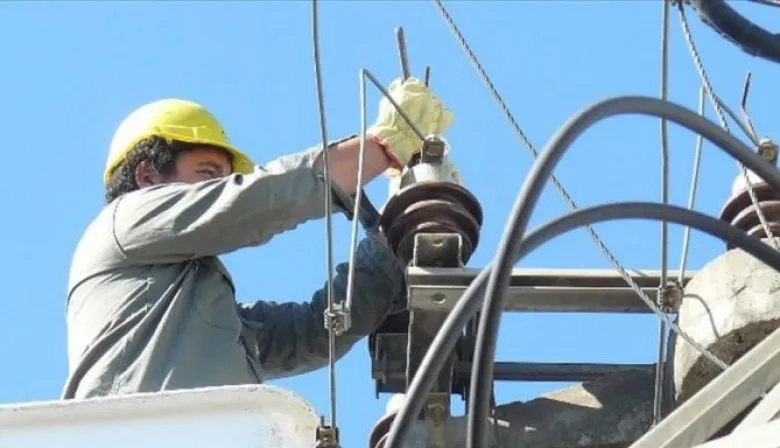 A las 3 de la madrugada se restableció el servicio eléctrico en una zona de Esquina