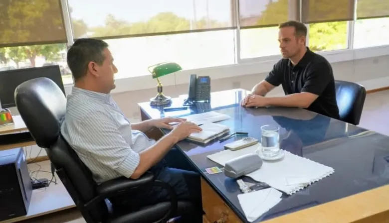 Olivetti se reunió con el Ministro de Desarrollo Social para fortalecer la asistencia social en Esquina