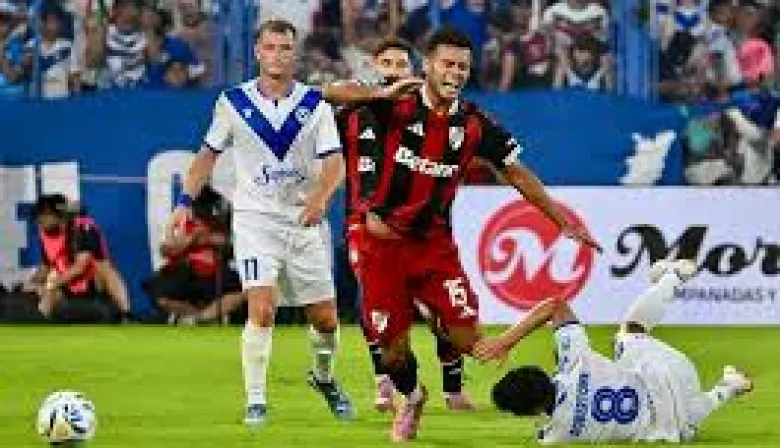 River perdió 1 a 0 contra Vélez y acumula tres derrotas consecutivas en el Torneo Apertura