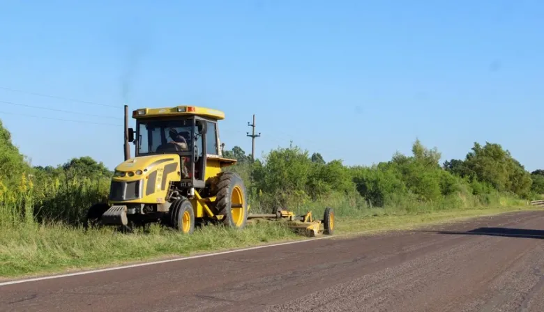 Esquina: Mejoran la visibilidad en la ruta con trabajos de limpieza y desmalezado