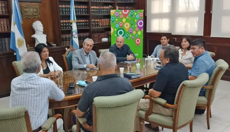 El Gobierno de Corrientes otorgará un incremento del 6% a los docentes y continuará con ajustes durante el año