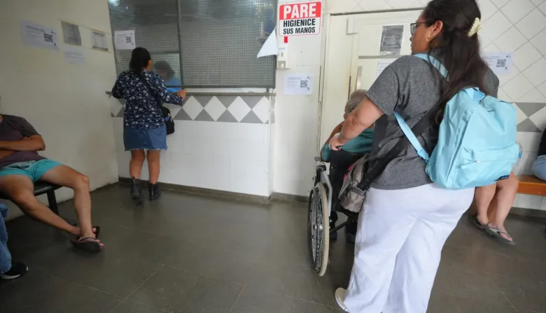 Más del 80% de las atenciones medicas se hacen en el sistema público