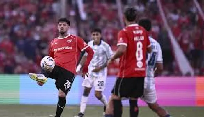 Independiente le ganó 1-0 a Racing en el clásico de Avellaneda