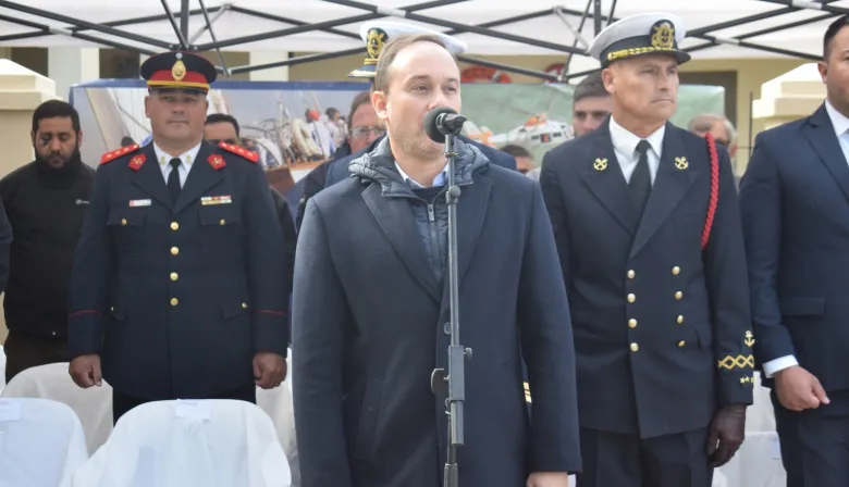 El intendente Mariano Hormaechea participó de la celebración de la entidad prefecturiana.