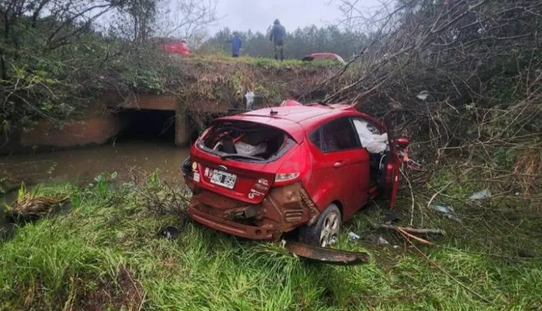 Fatal accidente : dos muertos y dos heridos graves tras un violento impacto