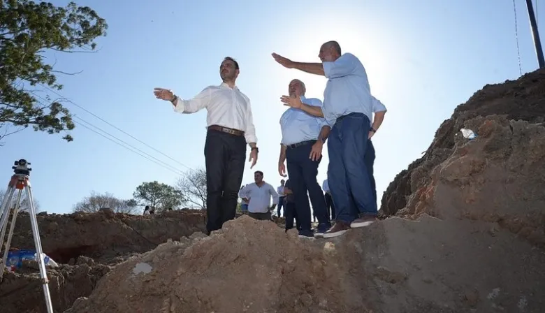 Avanzan las obras de canalización del arroyo Pirayuí para reducir el riesgo de inundaciones en Capital