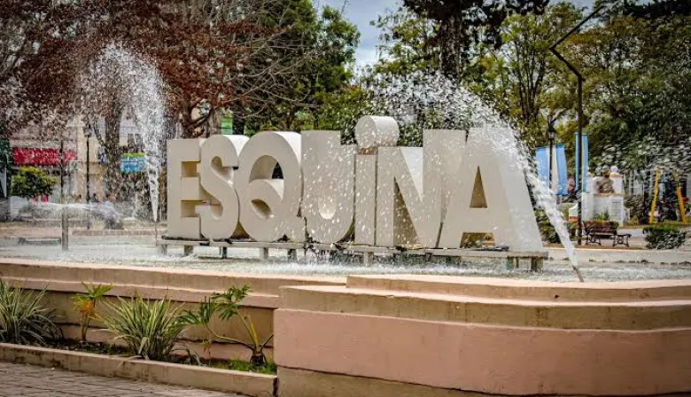 Esquina se prepara para una gran fiesta: llegan el Dorado y la tradicional Torta Carasucia