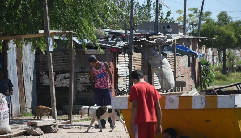 La pobreza alcanzó el 32,3% durante el primer semestre de 2026, informó el INDEC