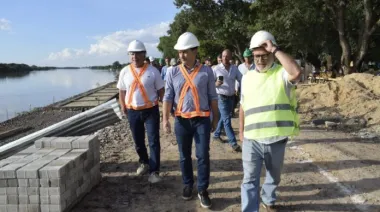 La transformación de la costanera avanza y es visible.