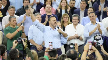 Vamos Corrientes: una multitud aclamó las fórmulas Juan Pablo Valdés - Pedro Braillard Poccard y Claudio Polich - Ariel Báez