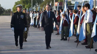 Con un emotivo acto y pasaje de honor, Goya conmemoró el 210° aniversario de la Independencia