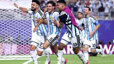 López reveló el cambio que iba a hacer Scaloni y cómo terminó asistiendo a Julián Álvarez en el triunfo ante Suiza