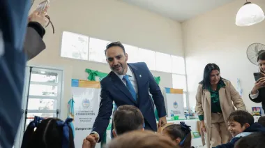 Valdés acompañó los 85 años de Parada Pucheta con una obra que abre las puertas al futuro