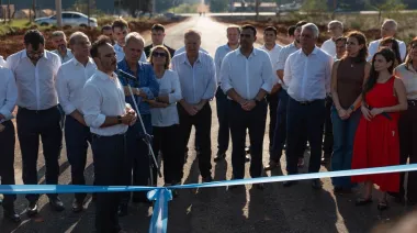 Valdés inauguró una obra que abre camino al desarrollo industrial en Santo Tomé
