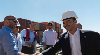Valdés destacó la llegada de 47 contenedores con maquinaria para el proyecto Cambium Build en Virasoro