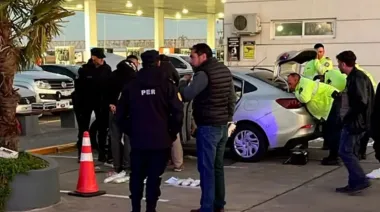 Golpe al narcotráfico: incautaron droga, éxtasis y millones de dólares tras una persecución en ruta
