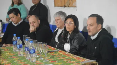 Referentes de barrios de la zona Este se reunieron con el intendente Hormaechea