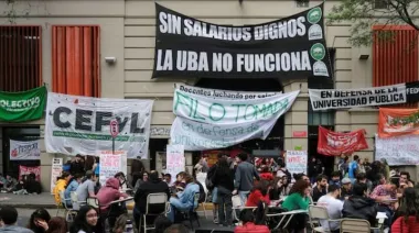 Docentes universitarios realizarán un paro de 72 horas para reclamar al Gobierno