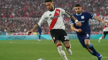 River se quedó con el clásico ante Racing y festejó en la fecha 14 del Clausura