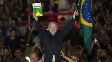 Lula da Silva ganó el balotaje en Brasil y aseguró su reelección frente a Flávio Bolsonaro
