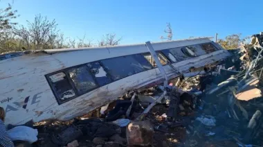 Trágico accidente de trenes en España: ya son 64 los muertos y hay al menos 50 heridos graves