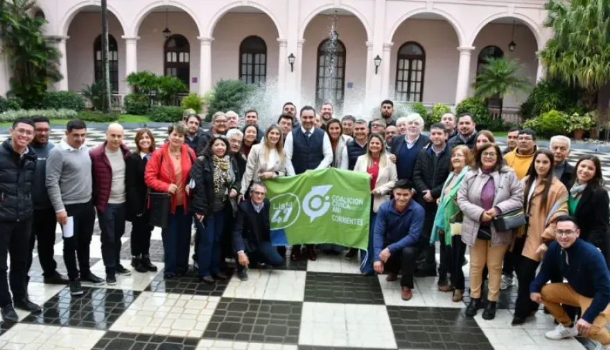 Coalición Cívica-ARI ratificó en congreso su pertenencia a "Vamos Corrientes"