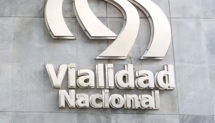 Manuel Adorni anunció que el Gobierno cerrará la dirección de Vialidad Nacional