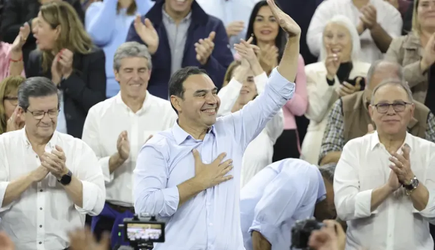 Gustavo Valdés: "Voy a seguir trabajando por el bien común de Corrientes"