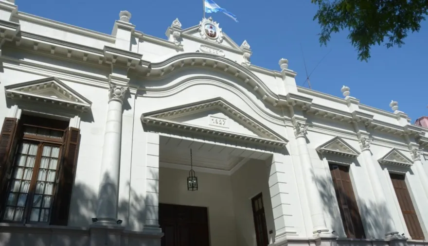 Vamos Corrientes afianza su poder en la Legislatura: 3 senadores y 9 diputados