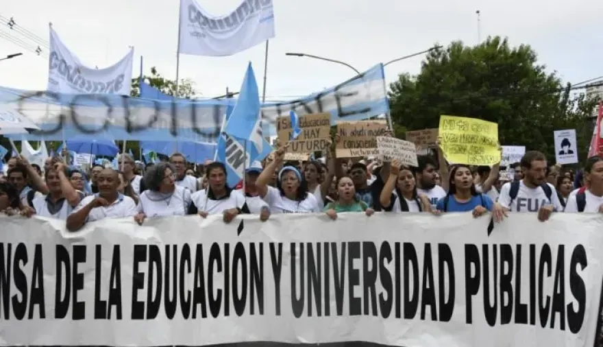 Rector de la UNNE lamenta "administrar pobreza" ante el ajuste presupuestario y el veto presidencial