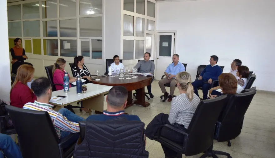 El intendente Mariano Hormaechea se reunió con los concejales de todos los bloques
