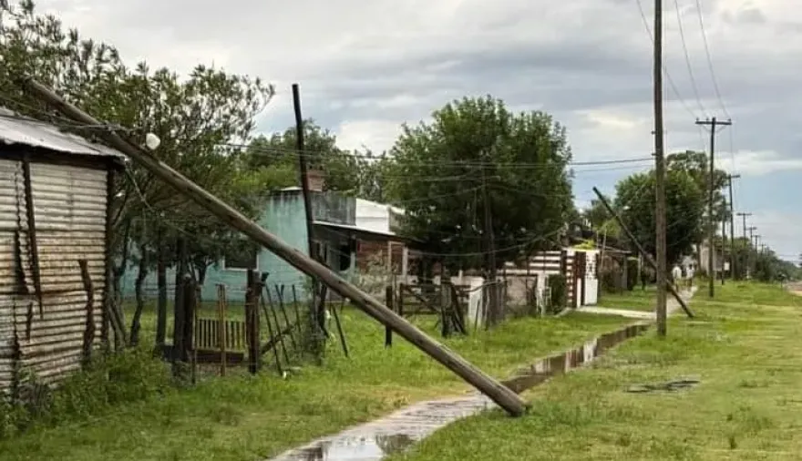  UO Esquina: Restablecimiento del servicio eléctrico tras tormenta de madrugada