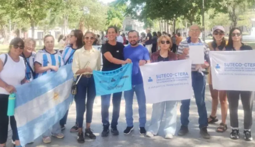 Las clases comenzaron con adhesiones al paro nacional