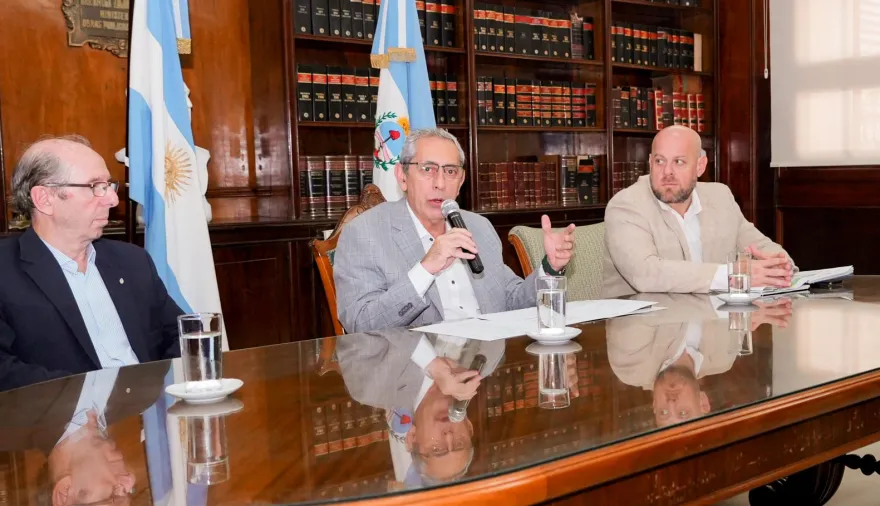 En la primera recomposición del año, Provincia aumentó 6% e incrementó la ayuda escolar