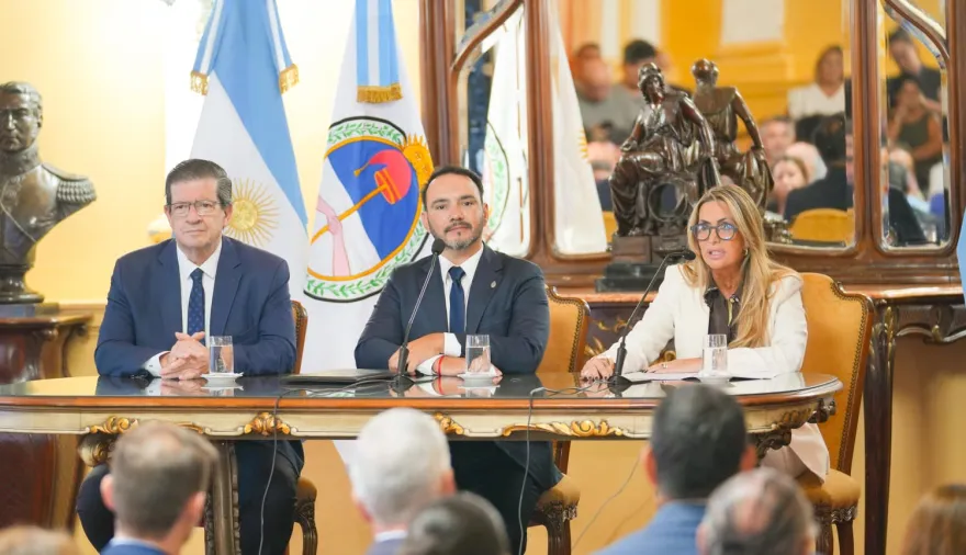 La Provincia lanzó un plan de desendeudamiento para familias y empresas