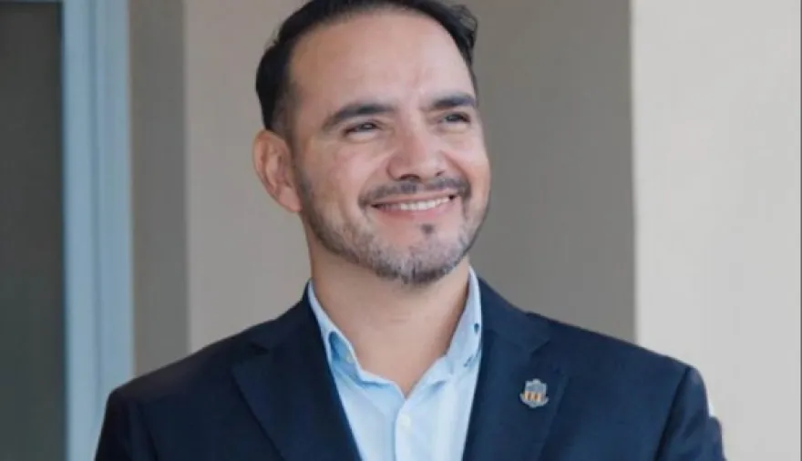 Valdés viajó a Nueva York para promocionar a Corrientes y captar inversiones